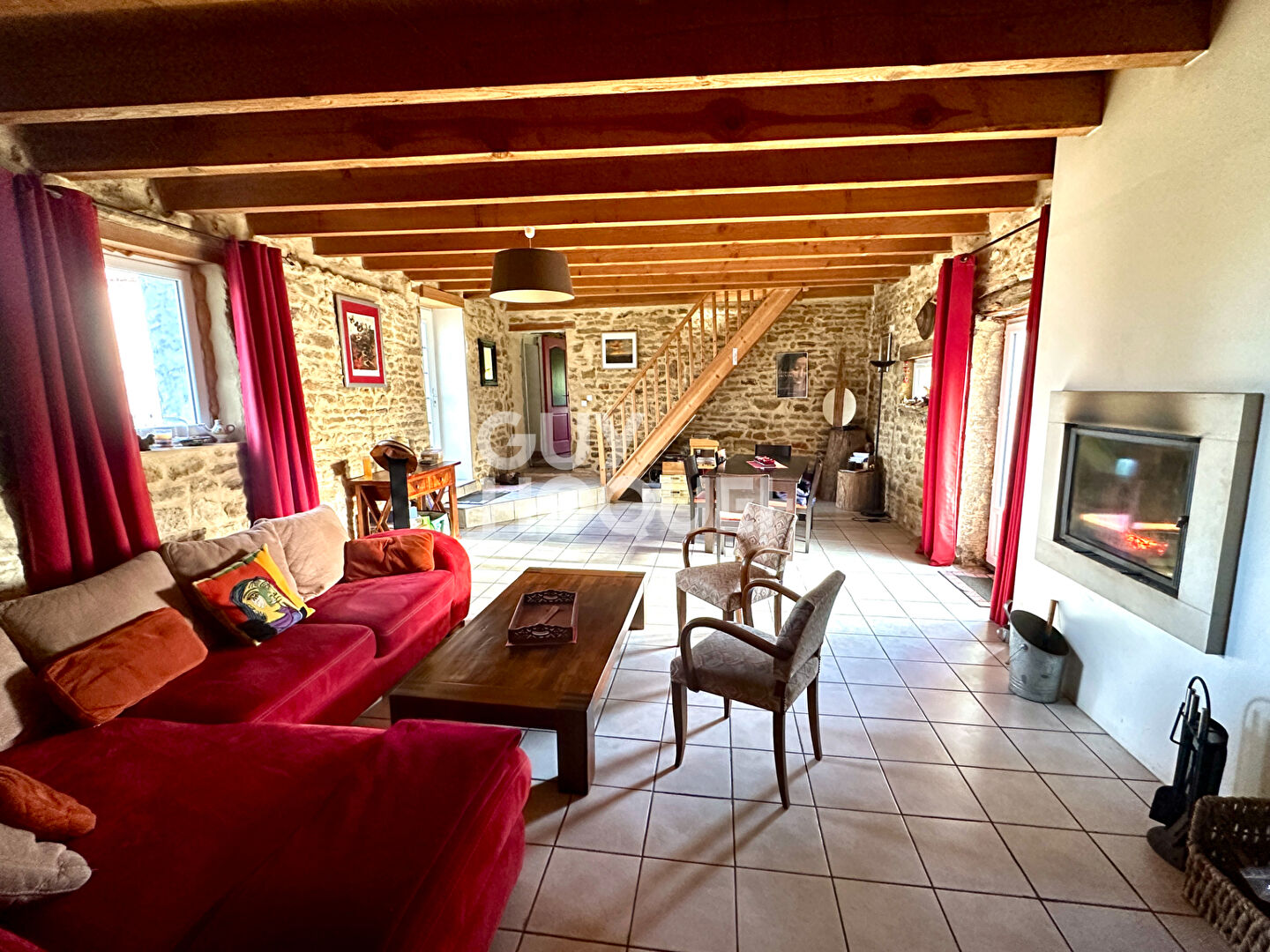Maison à Sérigné 186 m2