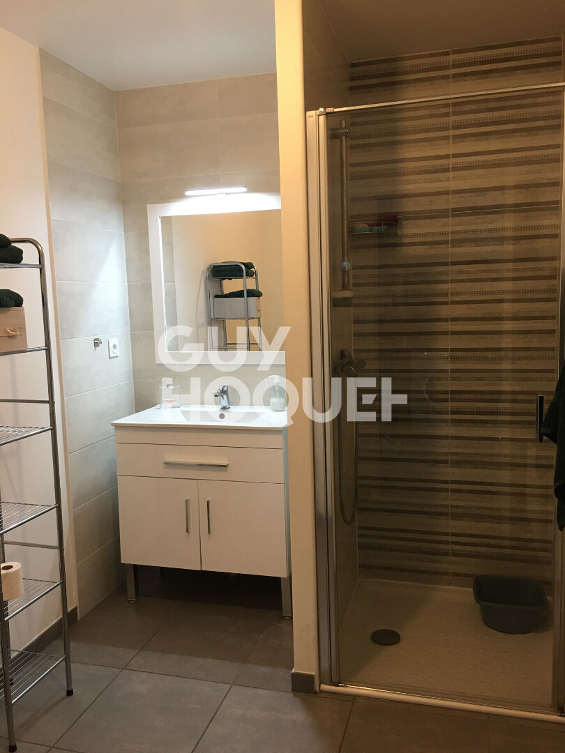 DAX - T2 meublé avec grande terrasse et parkings