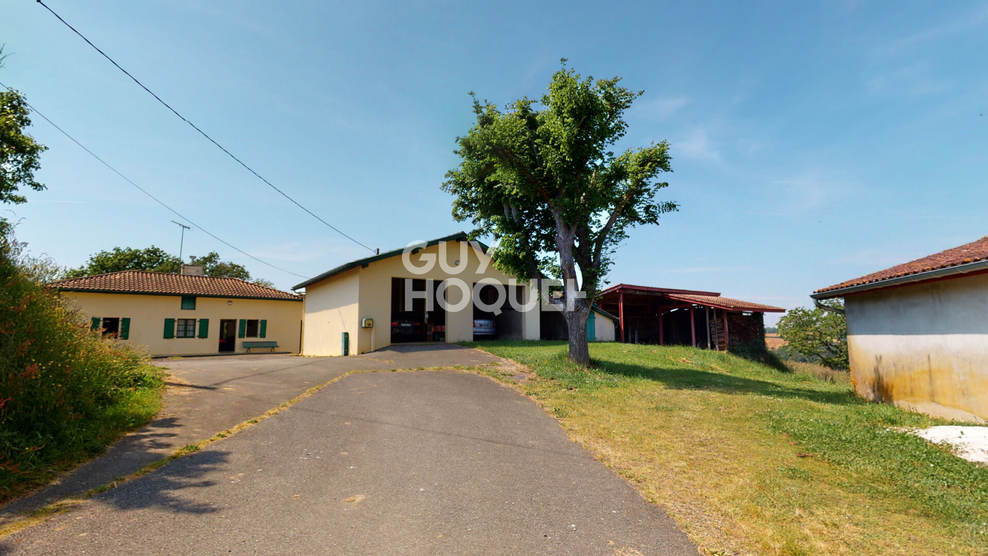 ANCIENNE METAIRIE, 60000m² de terrain, bâtiment agricole