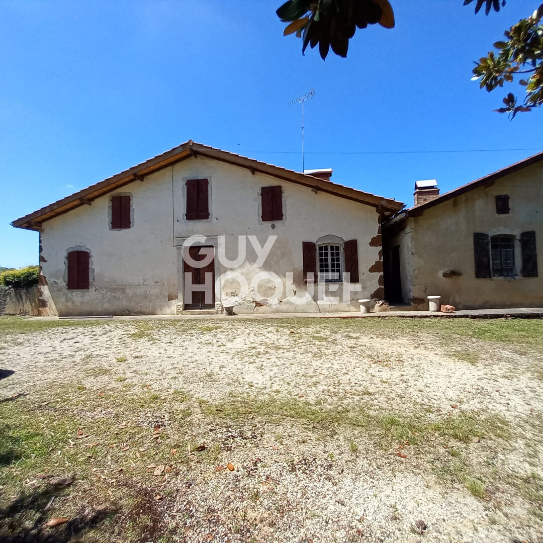 Ensemble à réhabiliter sur terrain 4700m²