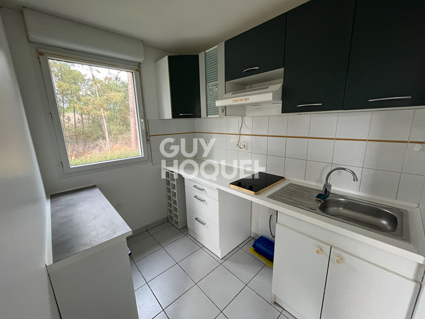 Appartement  T2 bis, balcon, place de parking