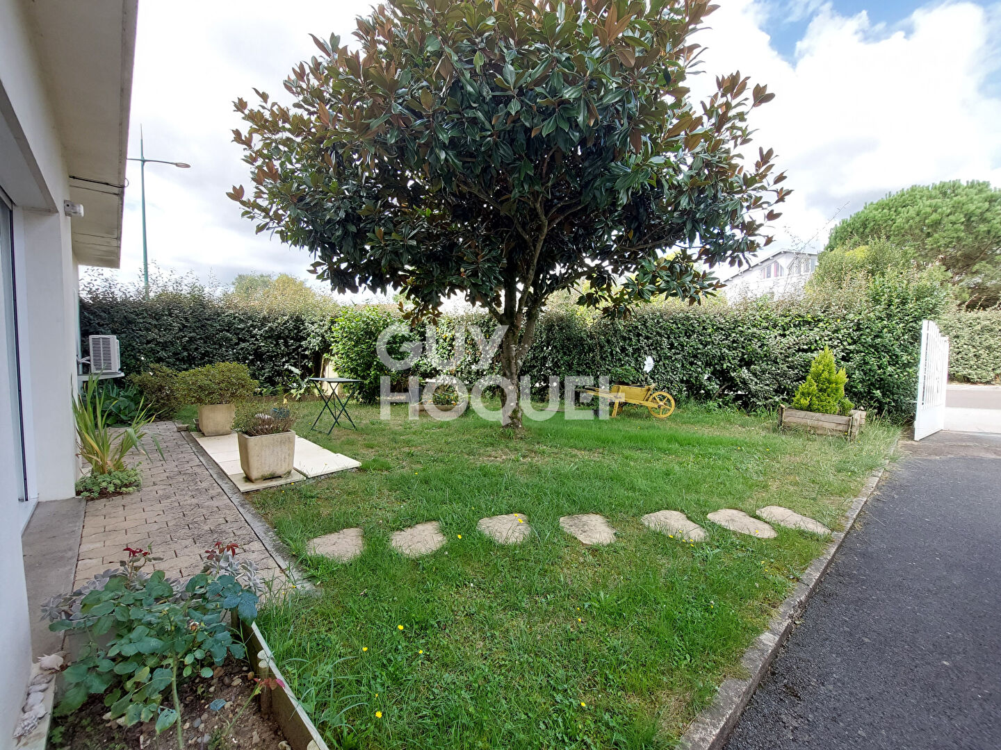 SAINT PAUL LES DAX - Appartement T4 rez-de-jardin et grand garage