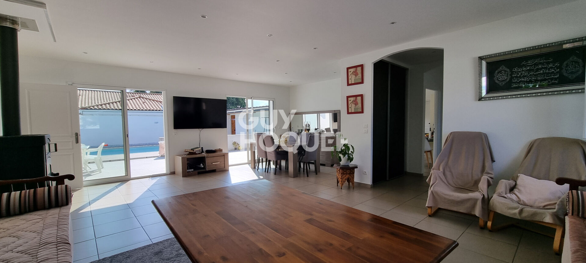 Maison Oeyreluy 7 pièces 162 m2, piscine, jardin, au calme, panneaux solaires