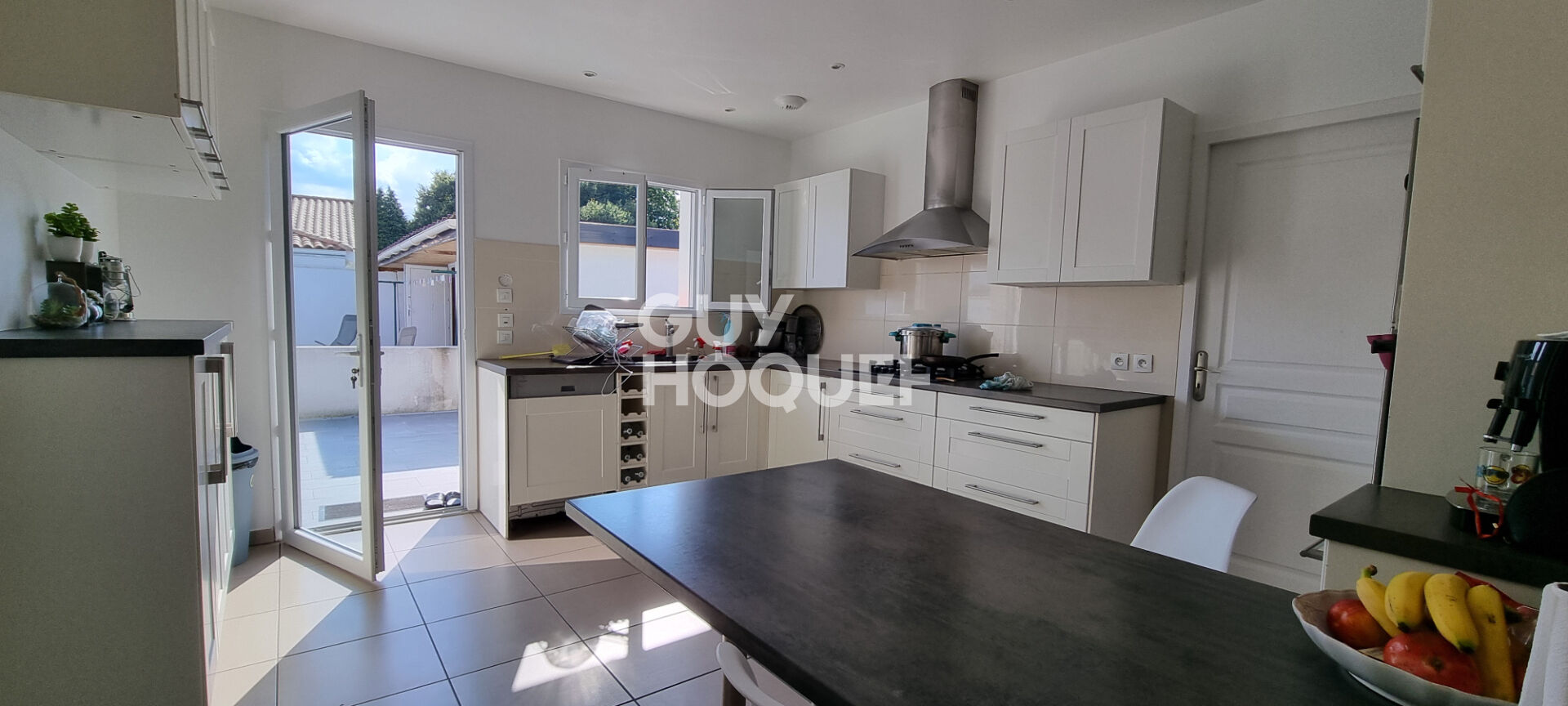 Maison Oeyreluy 7 pièces 162 m2, piscine, jardin, au calme, panneaux solaires