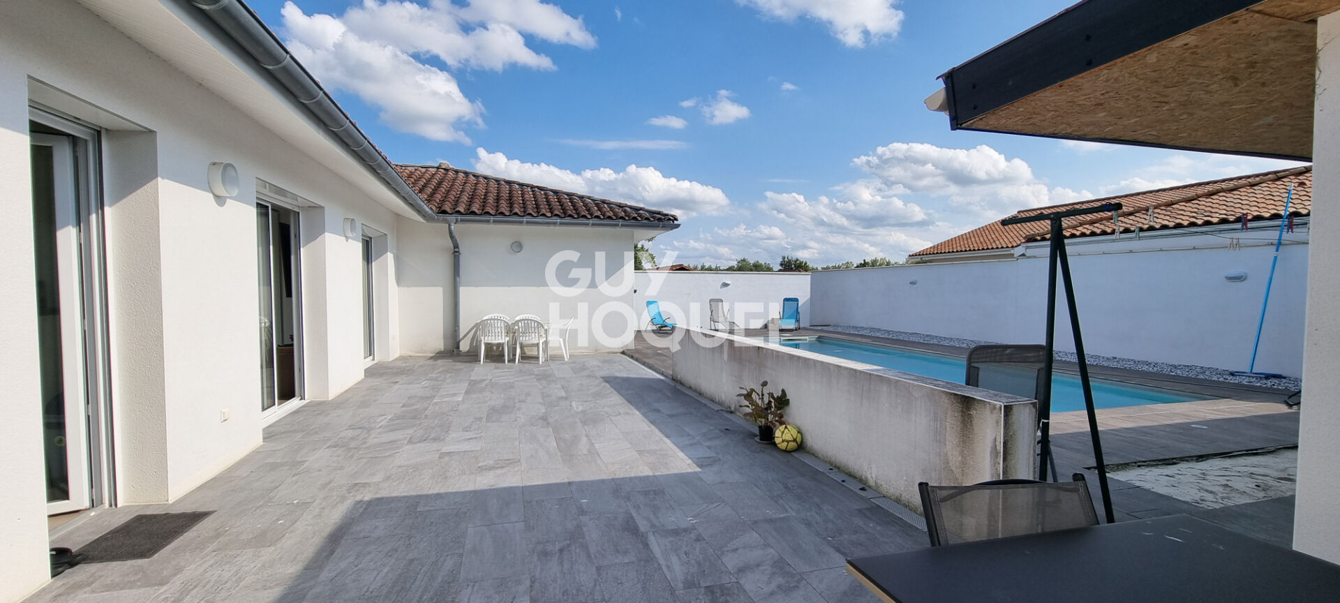 Maison Oeyreluy 7 pièces 162 m2, piscine, jardin, au calme, panneaux solaires