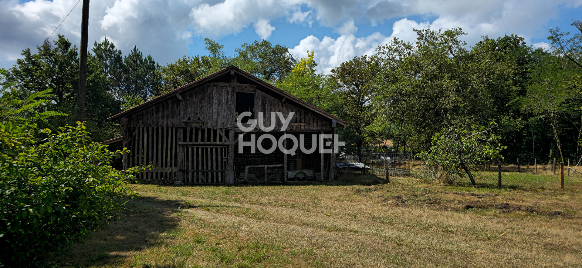 Landaise à rénover, 250m² d'annexes, 3 chambres, 2Ha