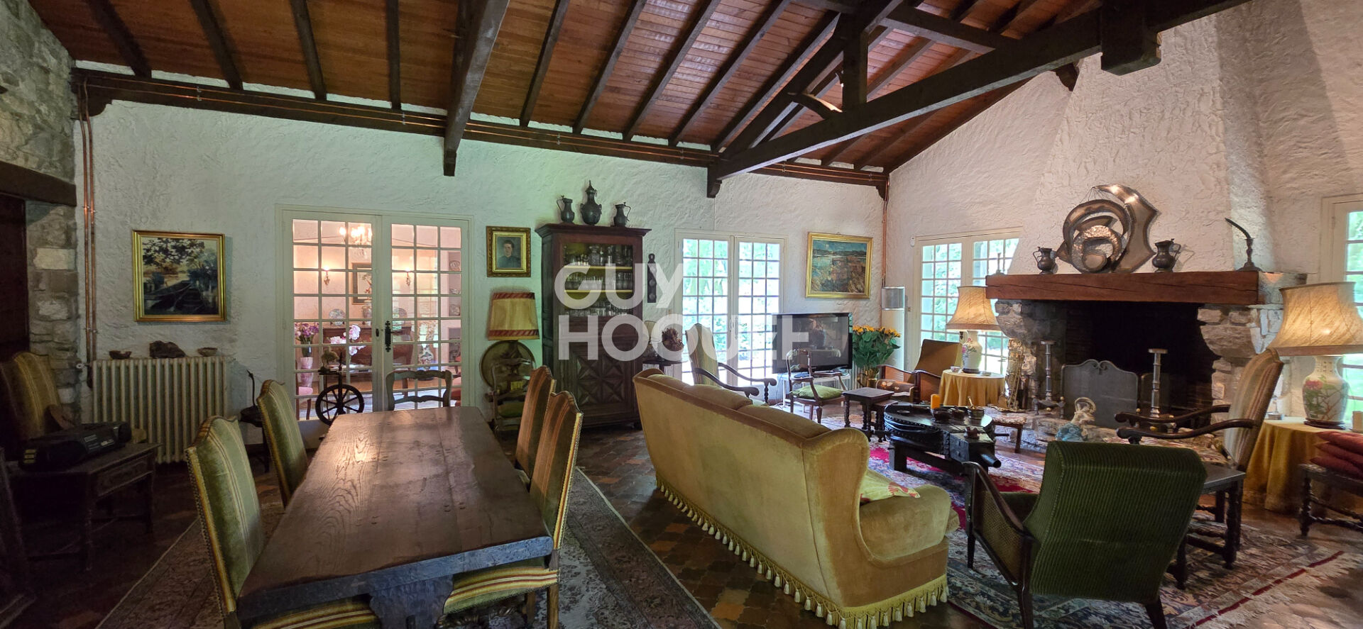 Maison de maître  258 m², 4 chambres parc de 2,2 hectares,