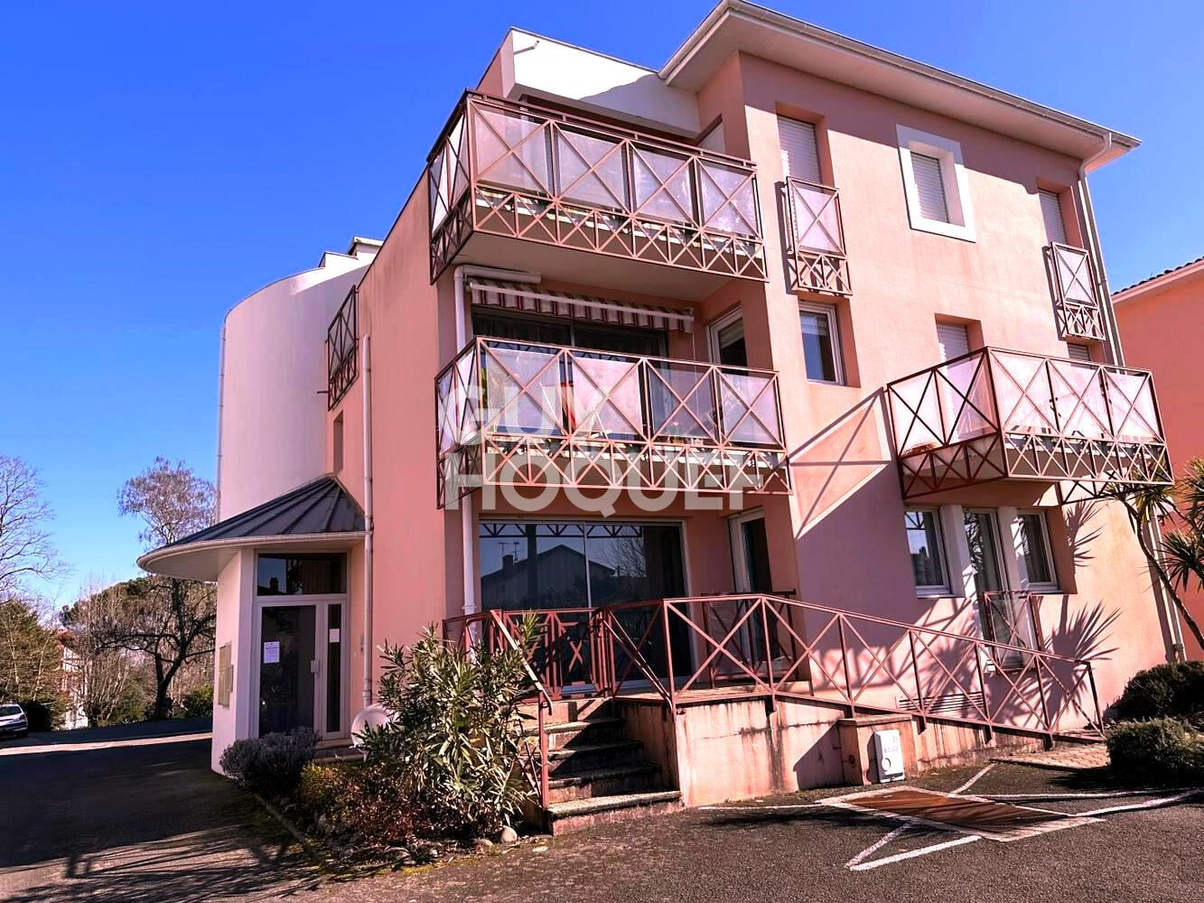 Appartement  centre Dax 2 pièces 42m² avec place parking et cave