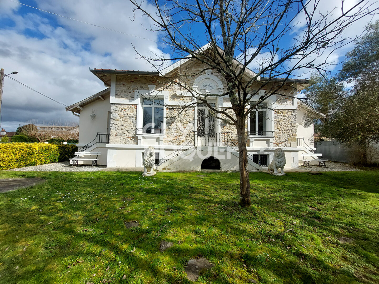 Propriété de caractère Quartier Saint Vincent !!