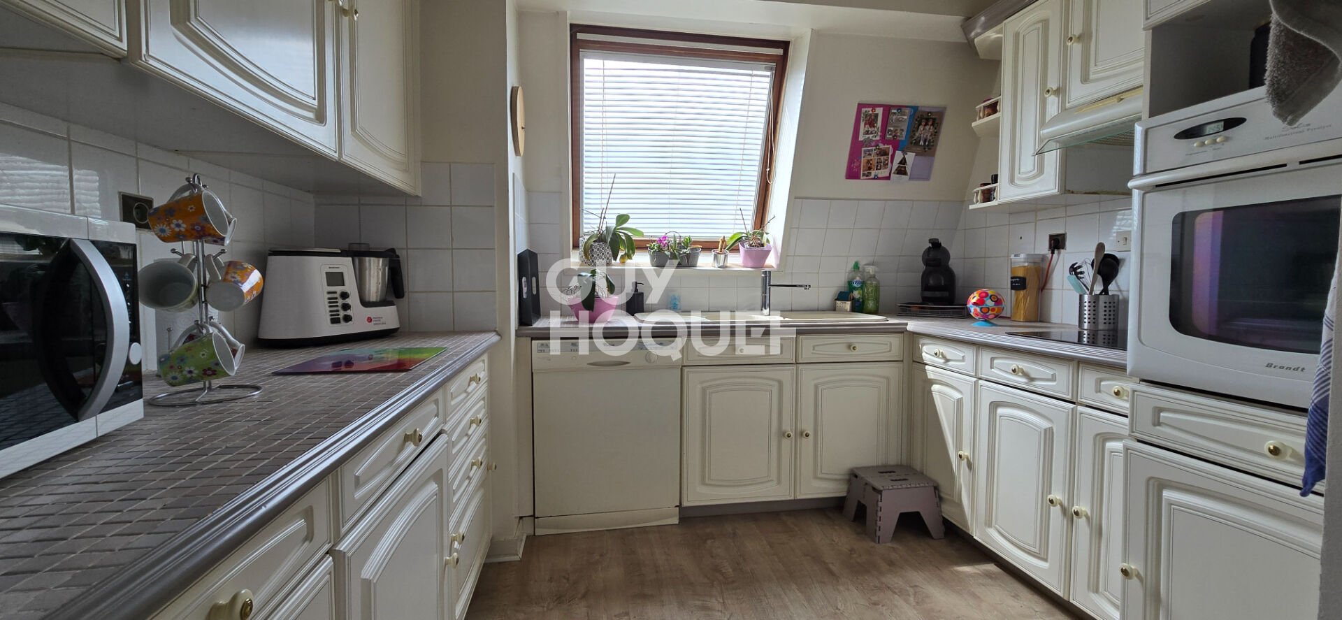 Appartement Dax 4 pièces 90 m², balcons, cave, place de parking et ascenseur