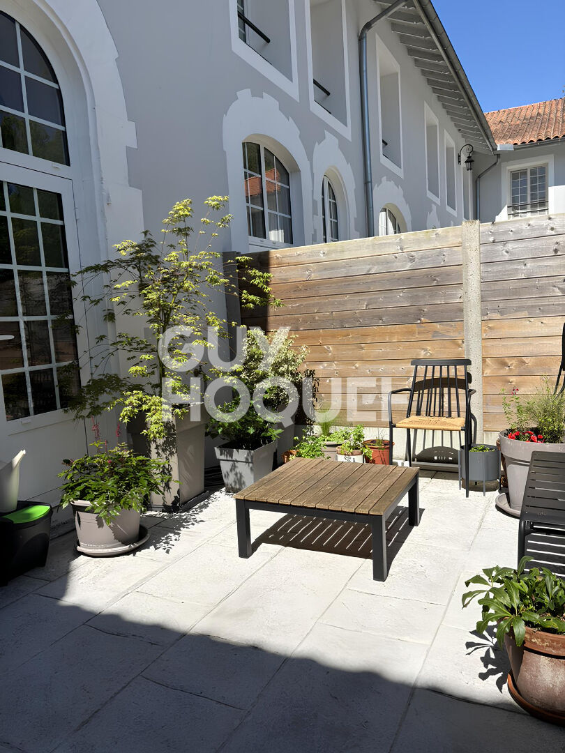 Appartement  T2 avec terrasse à Riviere Saas Et Gourby 