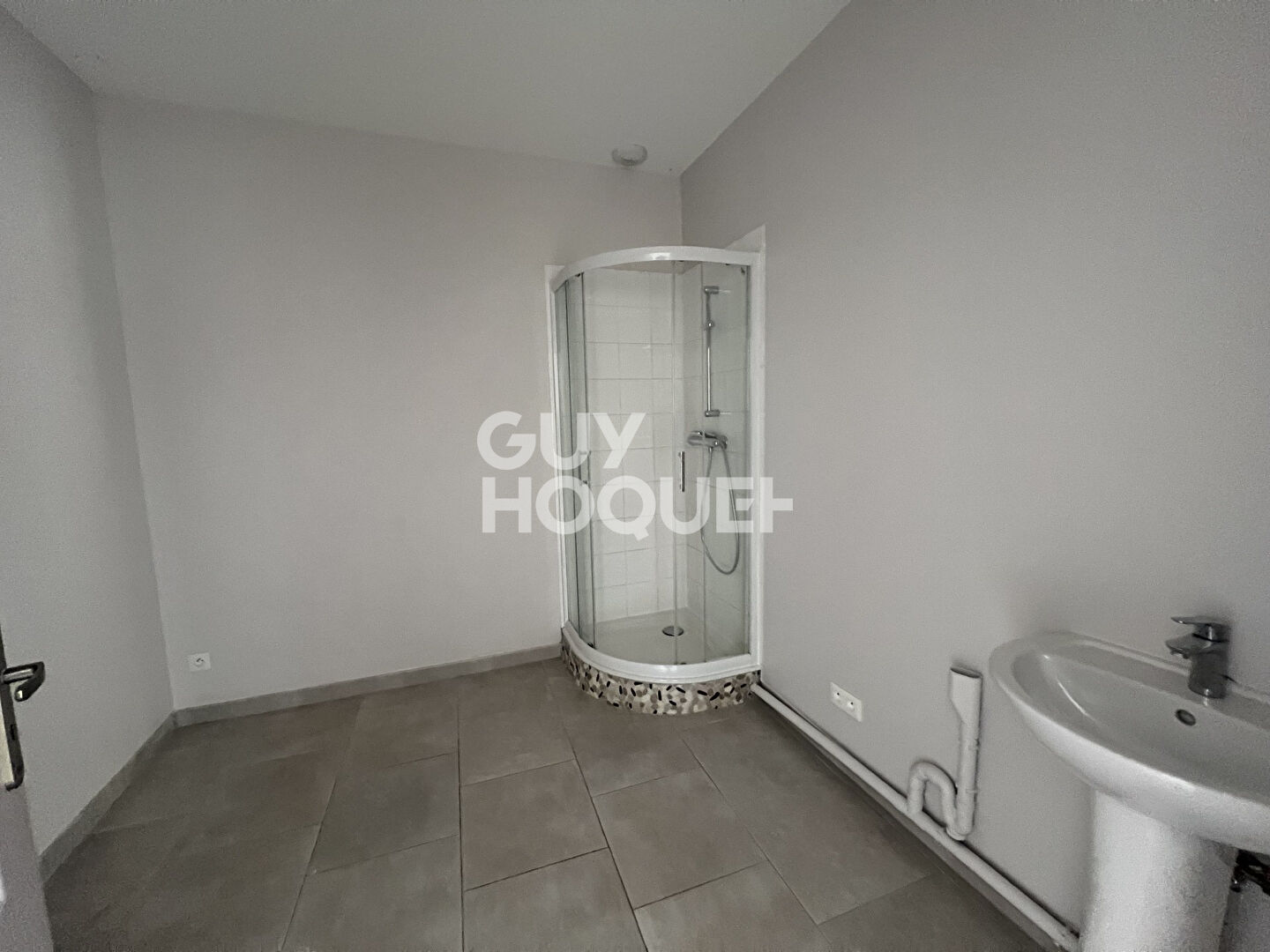 MAISON A LOUER  - BUTHIERS