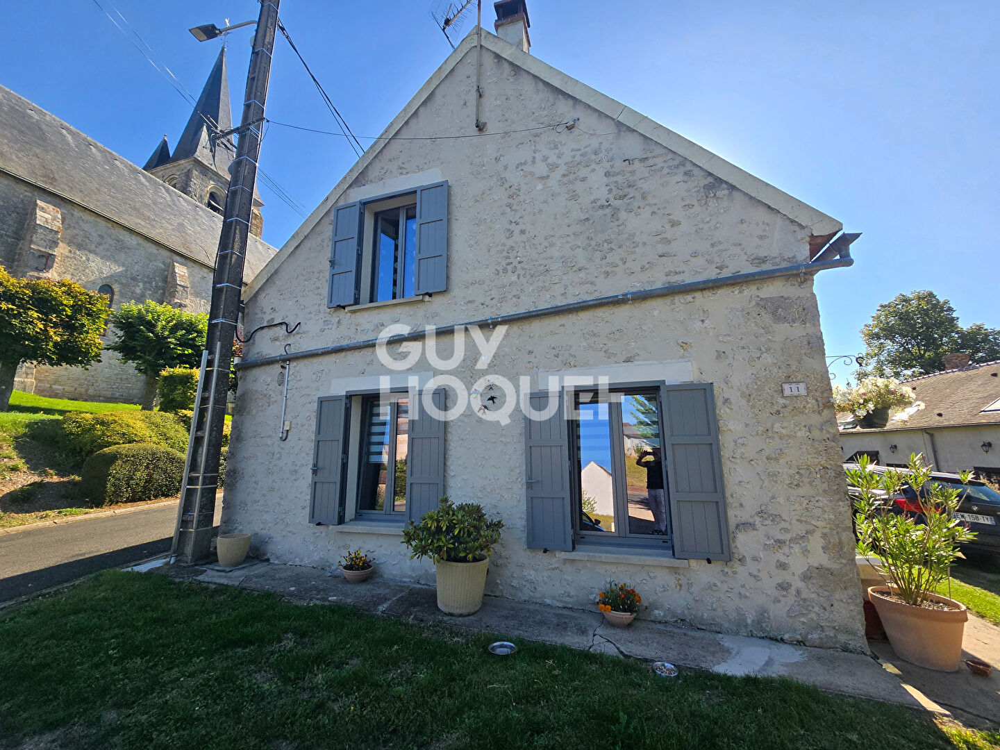 MAISON - 3 min PUISEAUX