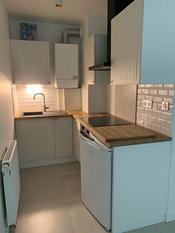 T1 STUDIO A LOUER - MALESHERBES