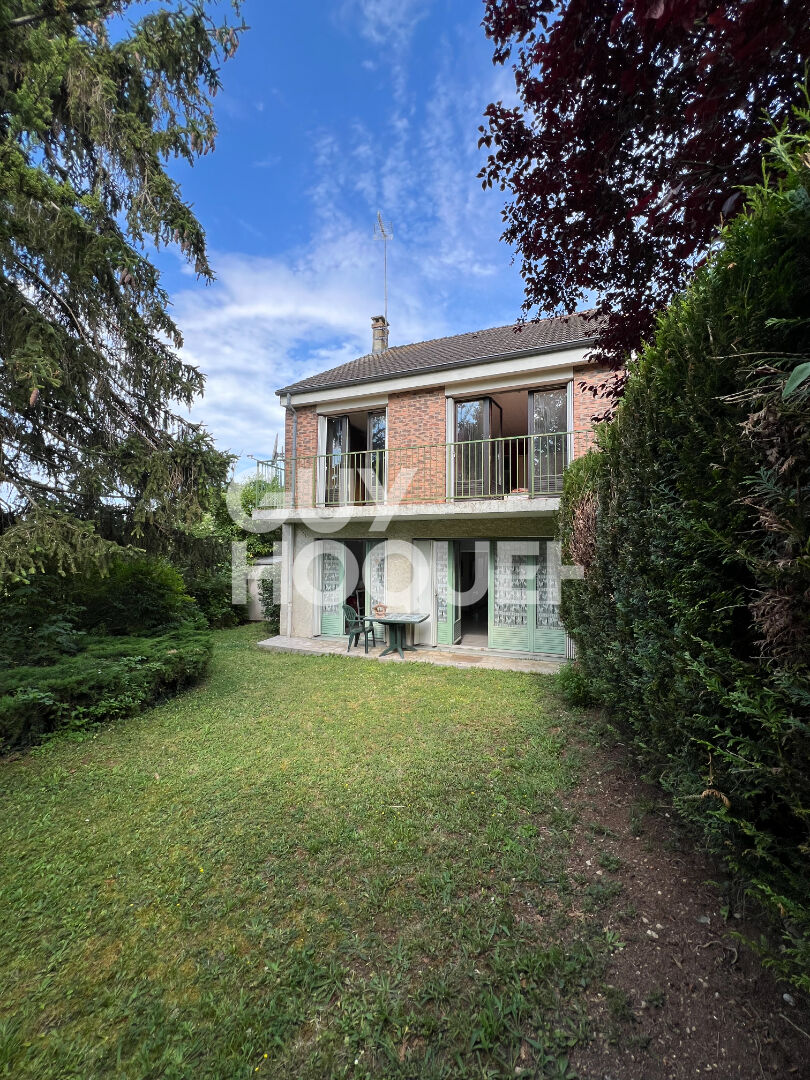 12 MIN MILLY LA FORET