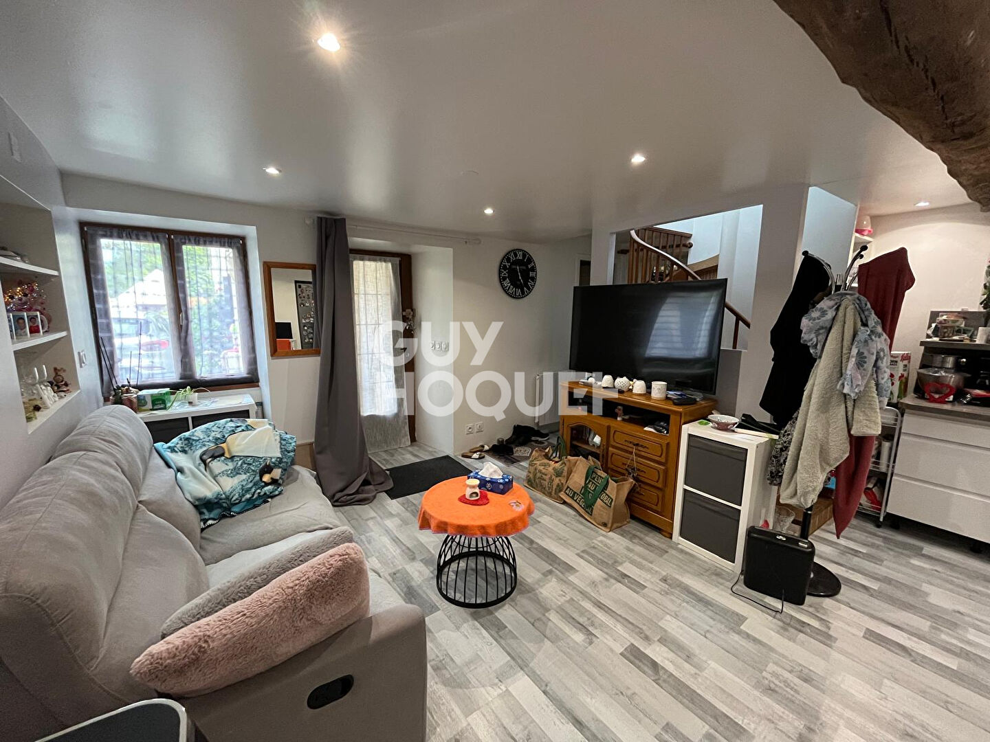 MAISON A VENDRE  20 MIN A6 URY