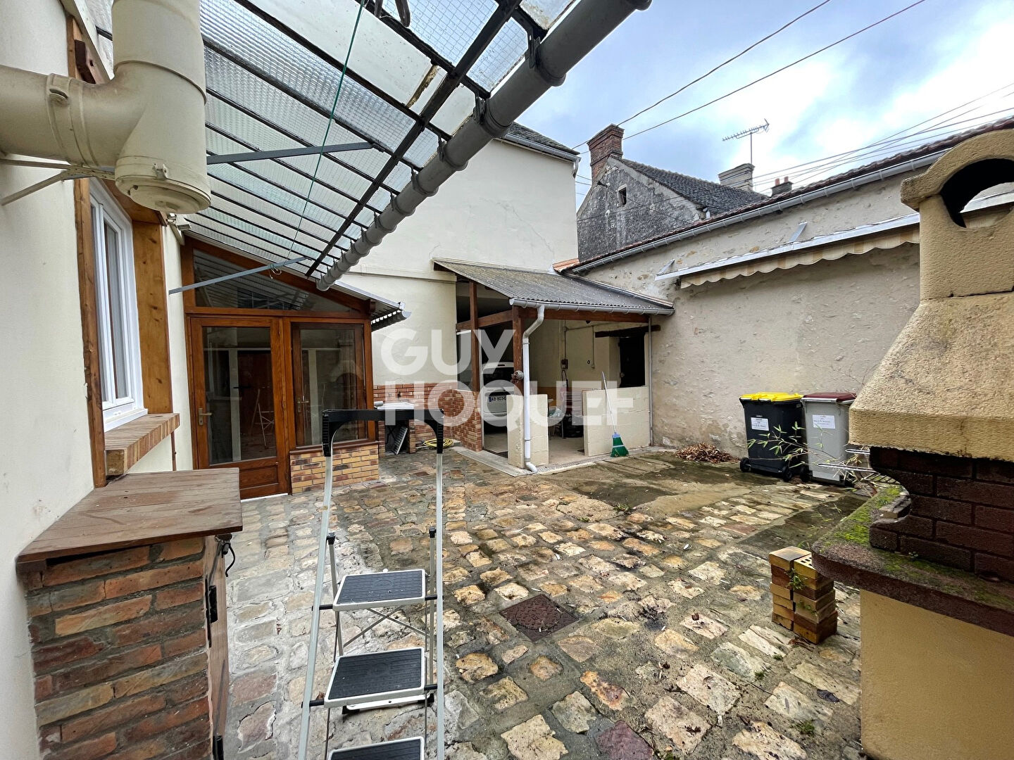 5 MIN MILLY LA FORET