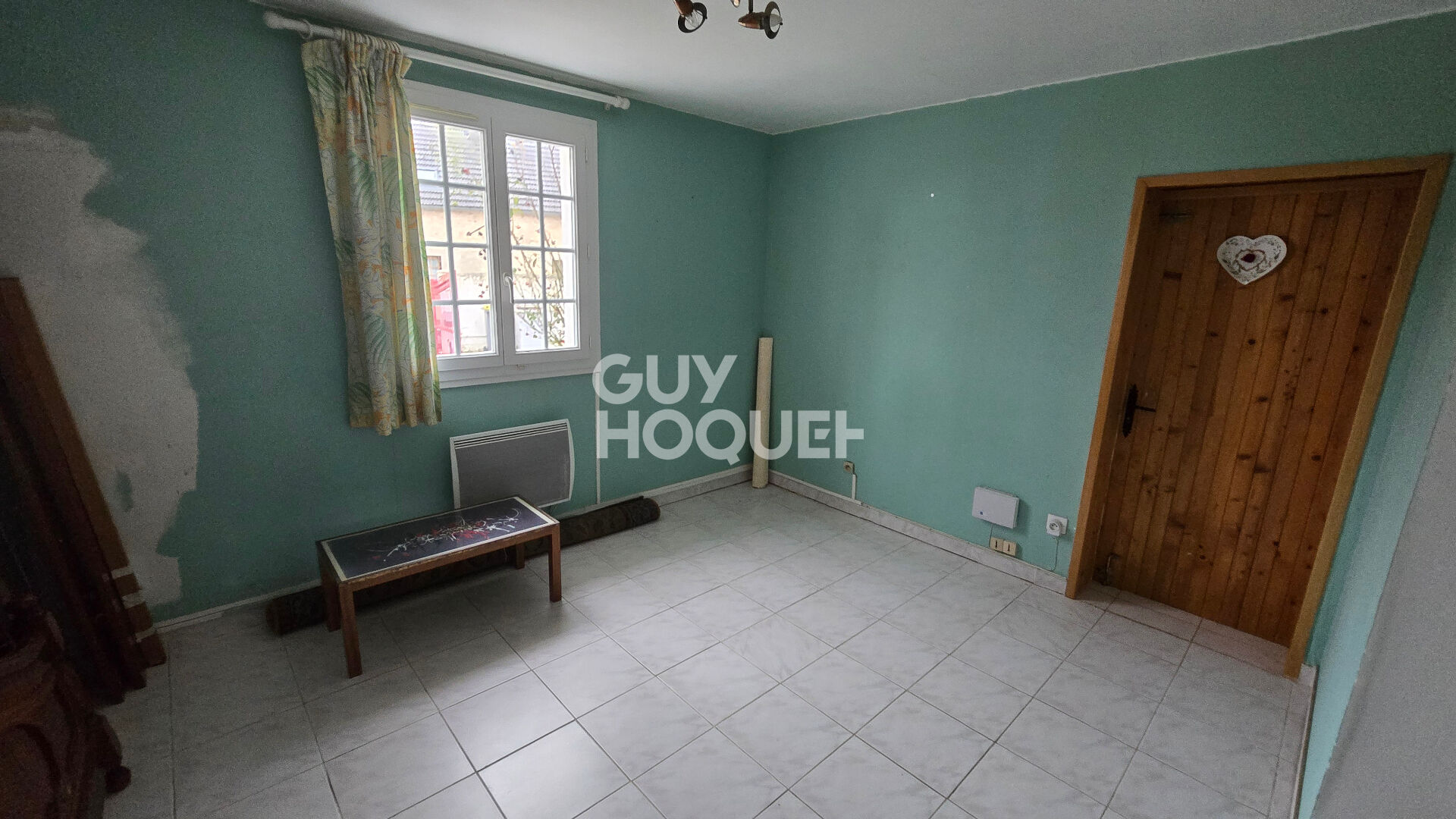 À VENDRE , Maison familiale DE 1990 , proche d'Étampes et  de Milly-la-Forêt .