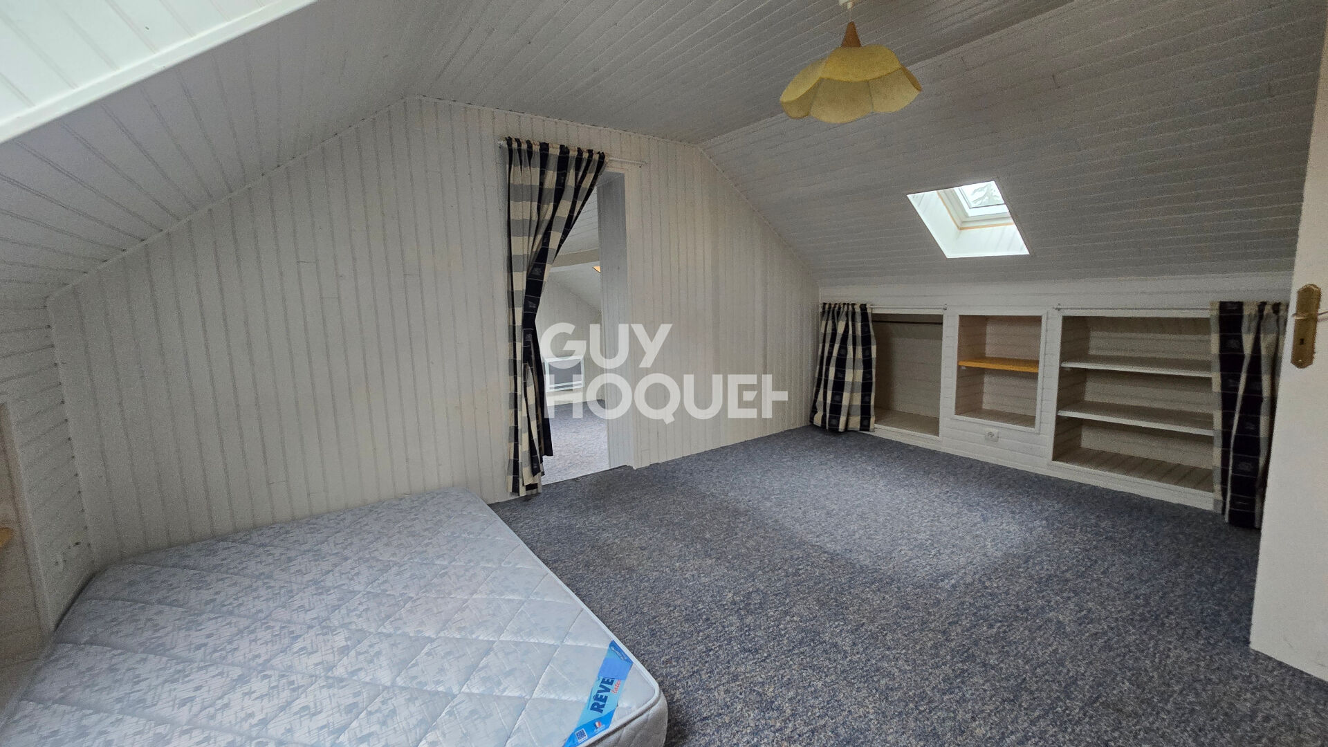 À VENDRE , Maison familiale DE 1990 , proche d'Étampes et  de Milly-la-Forêt .