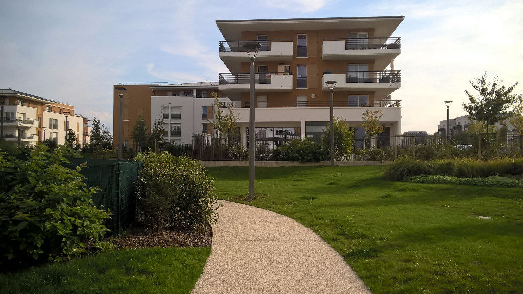 Location d'un appartement 2 pièces à LIEUSAINT