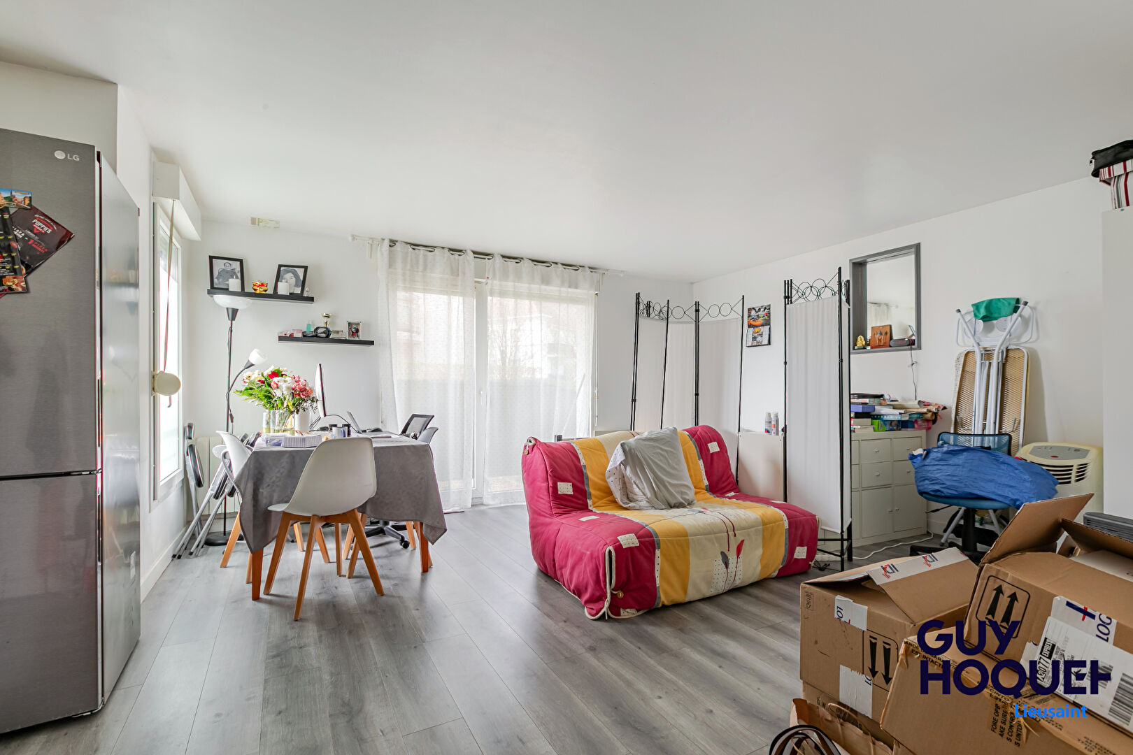 Appartement 3 pièces de 56 m² , terrasse, box et place de parking à vendre à LIEUSAINT (77127).