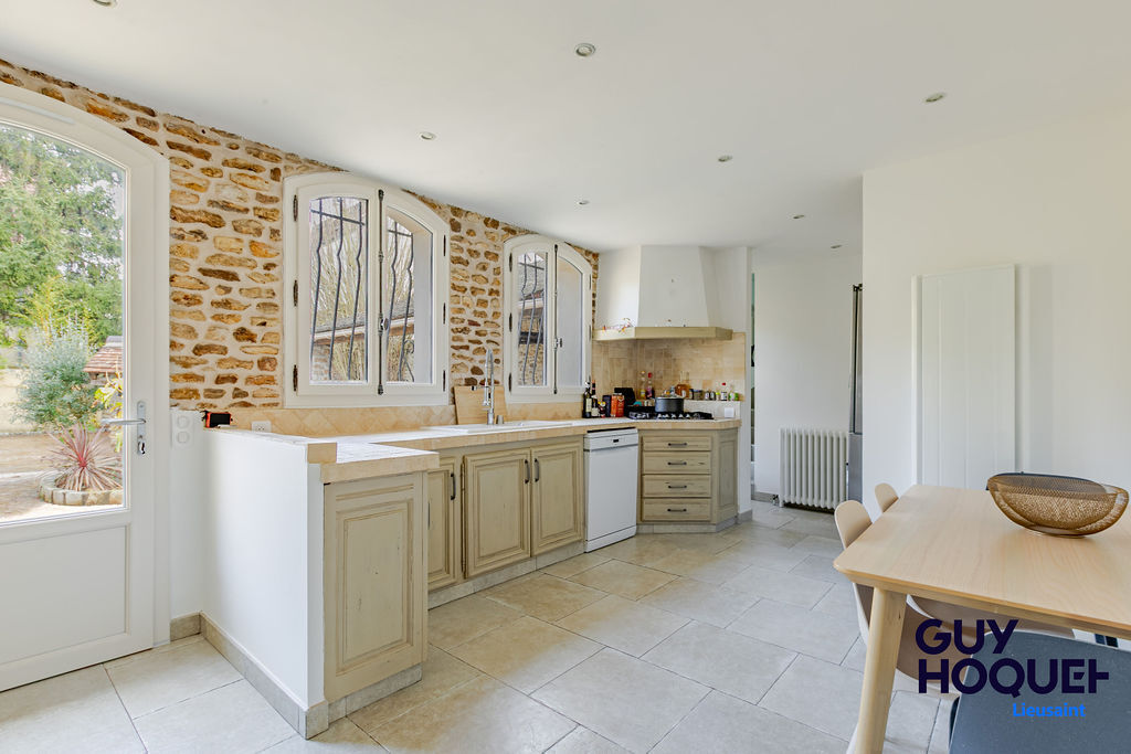 Magnifique maison meulière 5 chambres de 220 m² avec double garage !