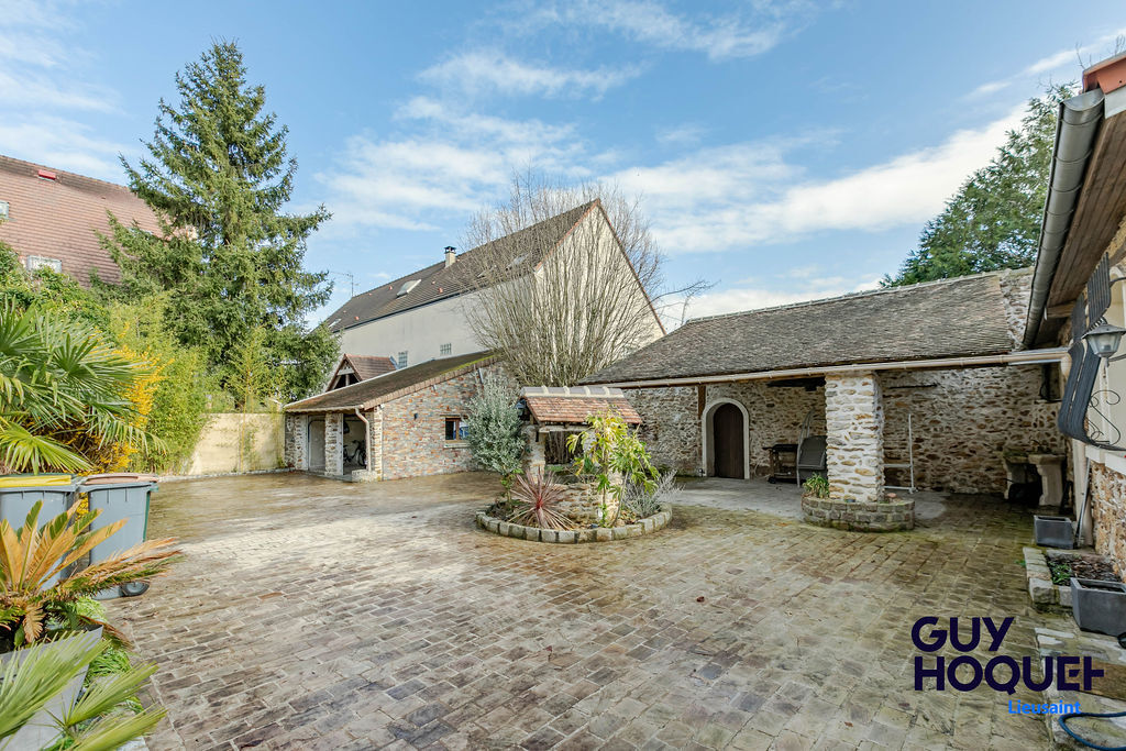 Magnifique maison meulière 5 chambres de 220 m² avec double garage !