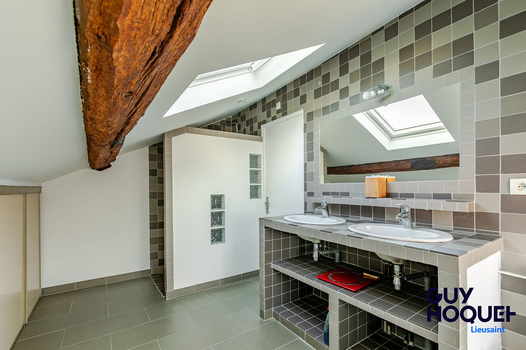 Magnifique maison meulière 5 chambres de 220 m² avec double garage !