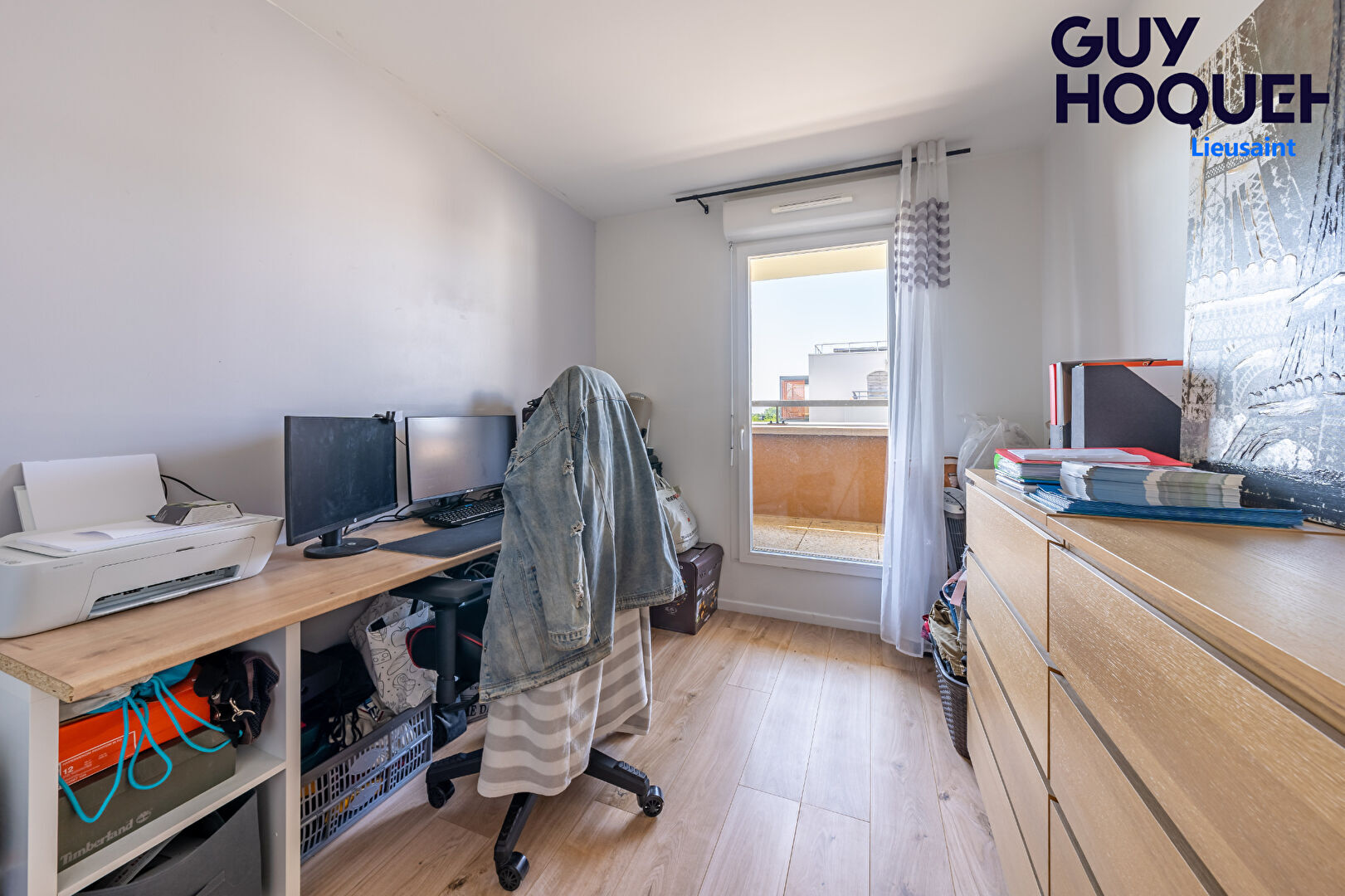 VENE : appartement de 3 pièces au dernier étage d'une résidence récente