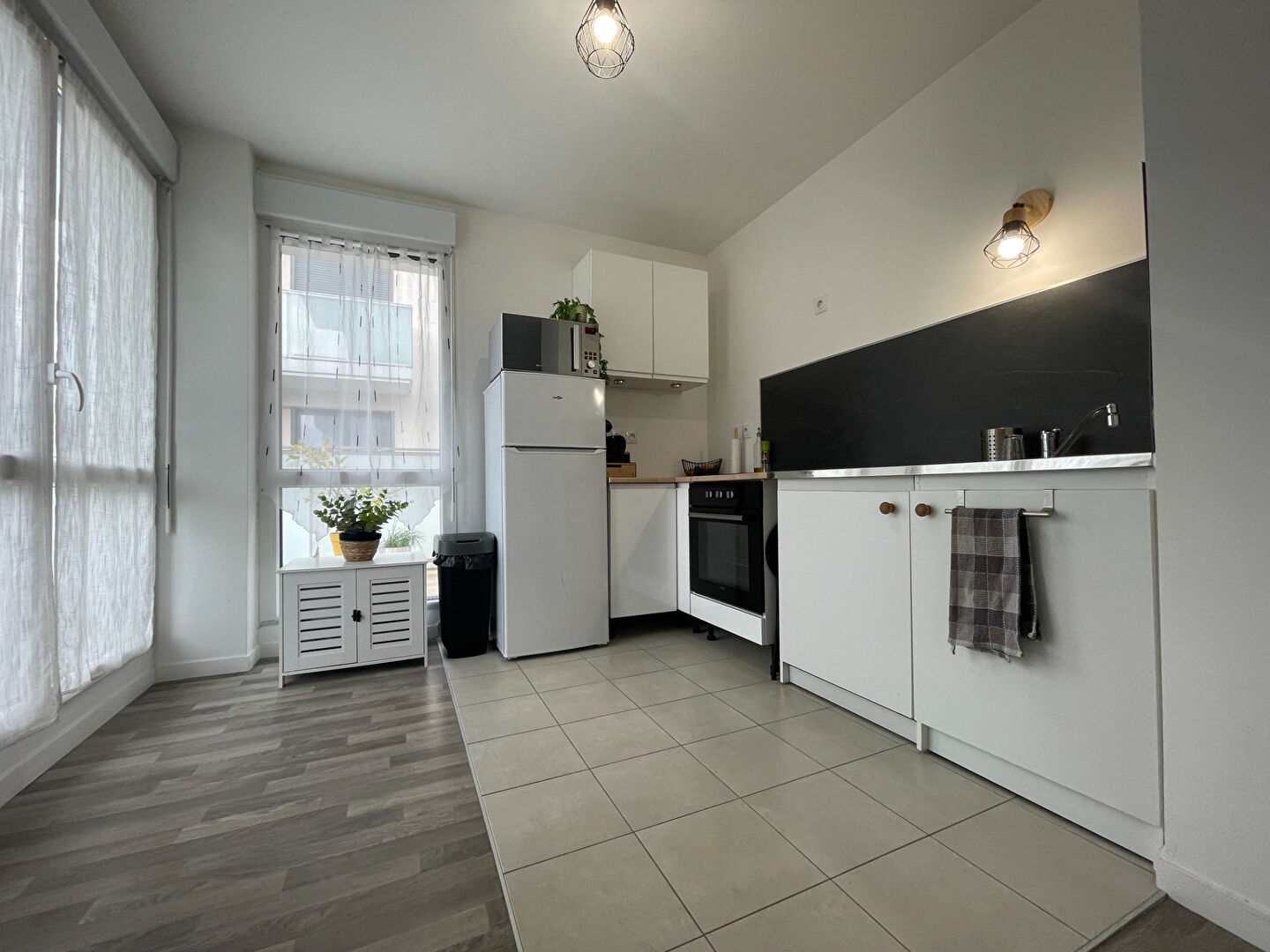 LIEUSAINT : appartement 2 pièces (41 m²) à louer