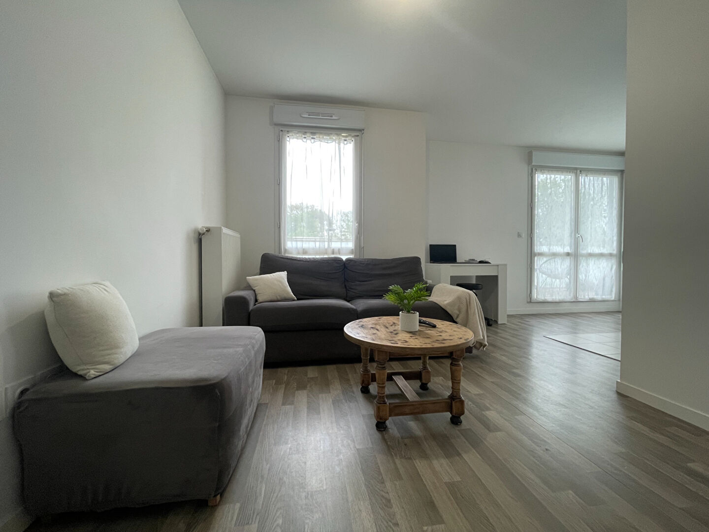 LIEUSAINT : appartement 2 pièces (41 m²) à louer