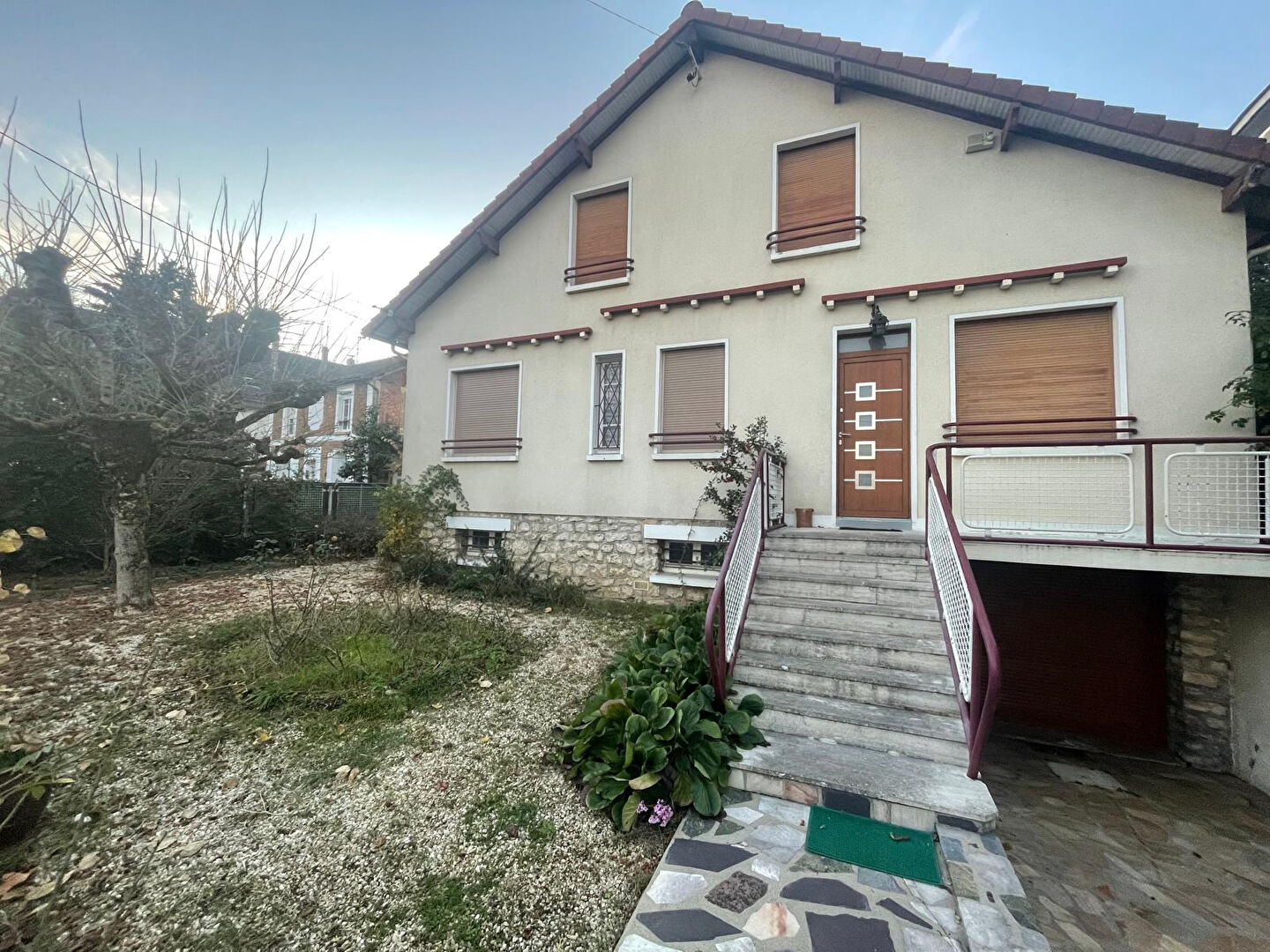 Vente d'une maison 5 chambres à COMBS-LA-VILLE