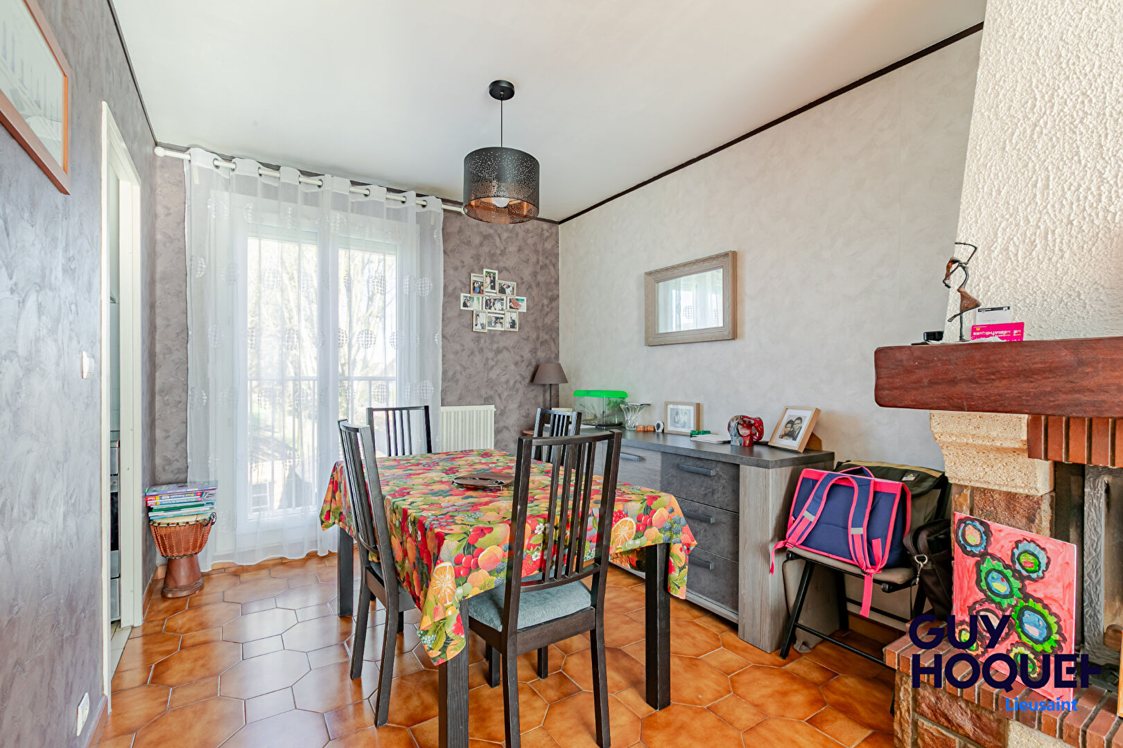 Vente : maison 5 pièces 3 chambres, 2 salles d'eau 1 salle de bains à LIEUSAINT !