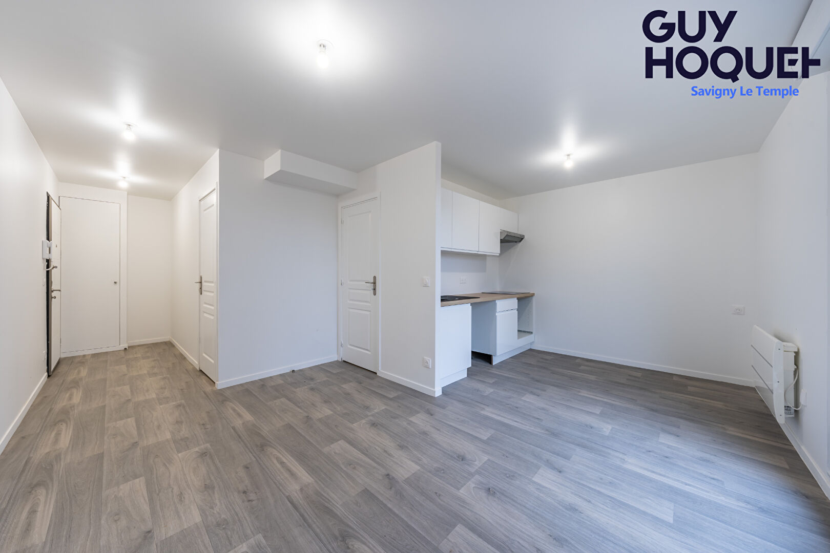 SAVIGNY LE TEMPLE : appartement 2 pièces (35 m²) en location