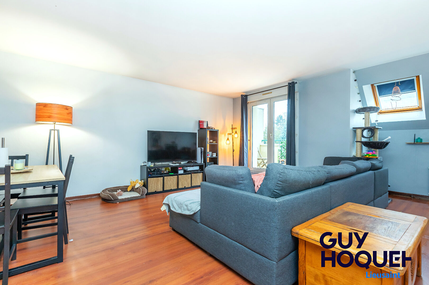 Appartement 4 pièces (91 m²) à vendre à MOISSY CRAMAYEL box+place de parking