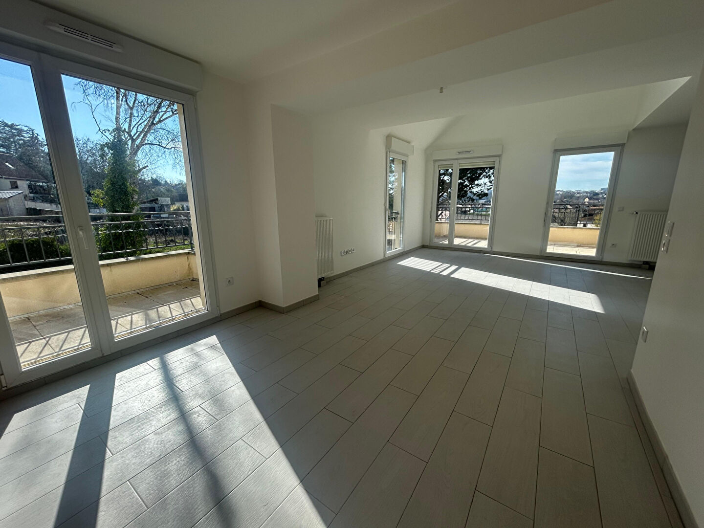Appartement F4  DUPLEX (100 m²) en vente à SAINT PIERRE DU PERRAY
