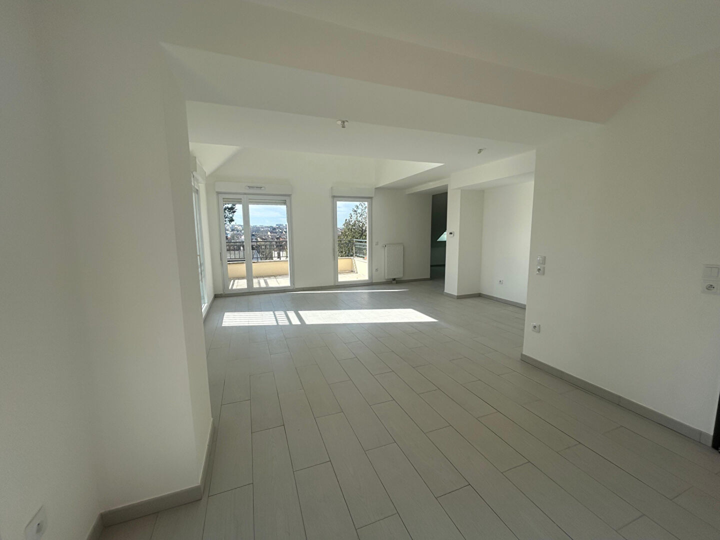 Appartement F4  DUPLEX (100 m²) en vente à SAINT PIERRE DU PERRAY