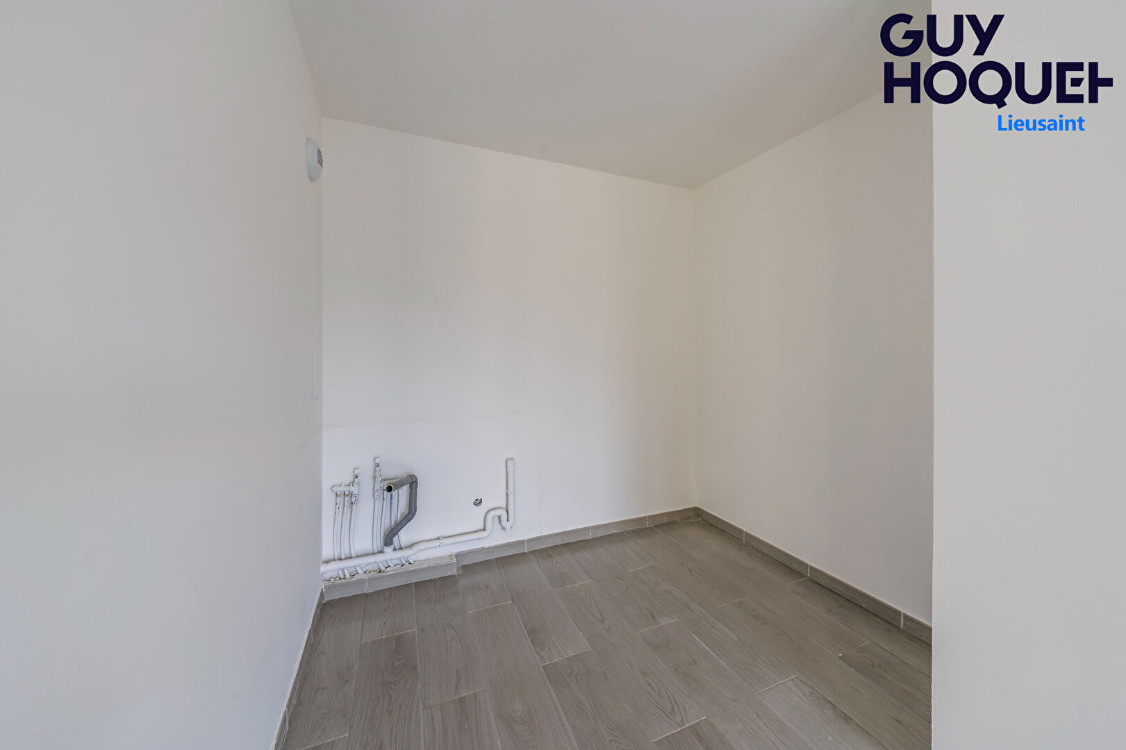 SAINT PIERRE DU PERRAY : appartement 2 pièces (45 m²) à louer