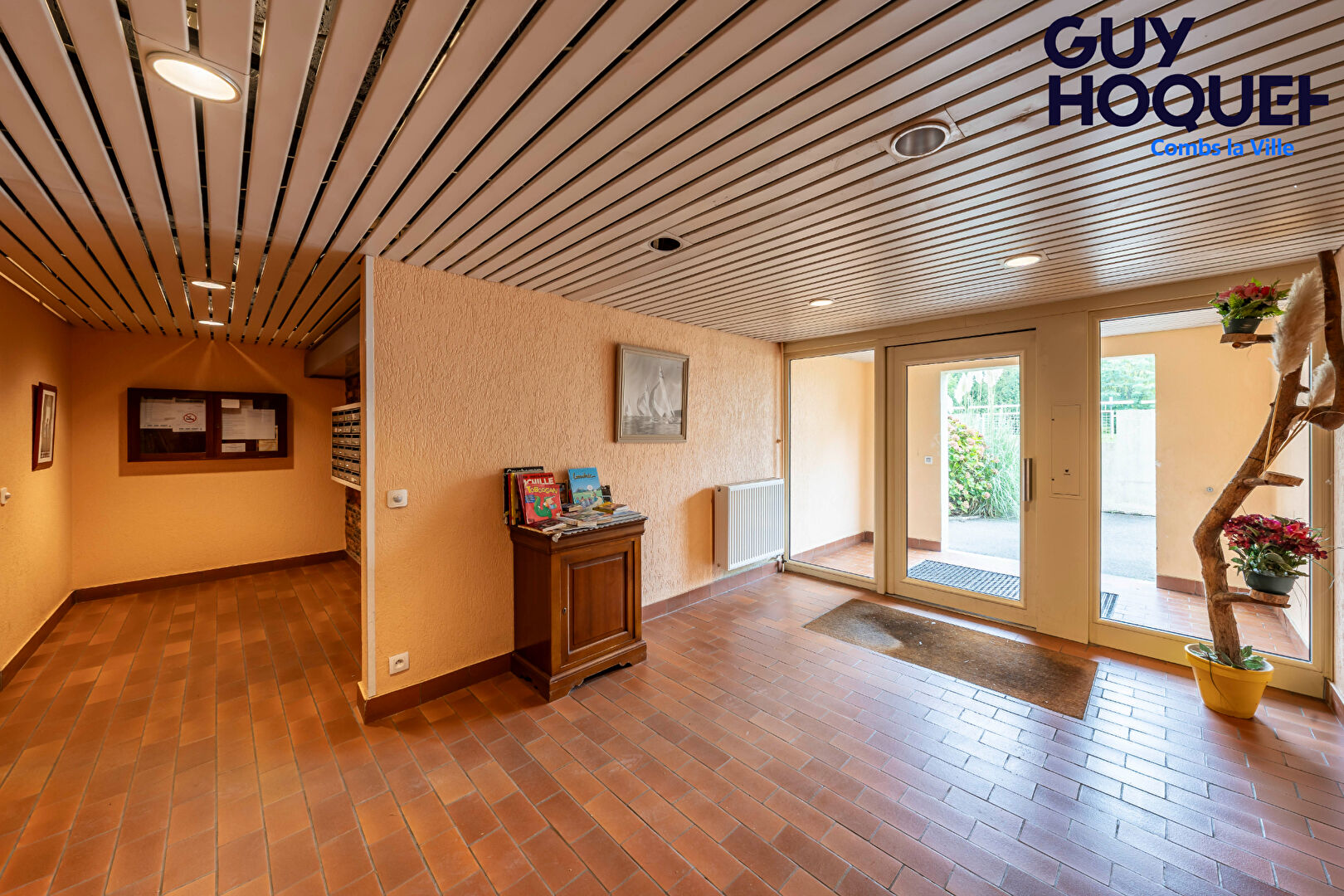 À vendre : Studio au Mée-sur-Seine avec terrasse et cave