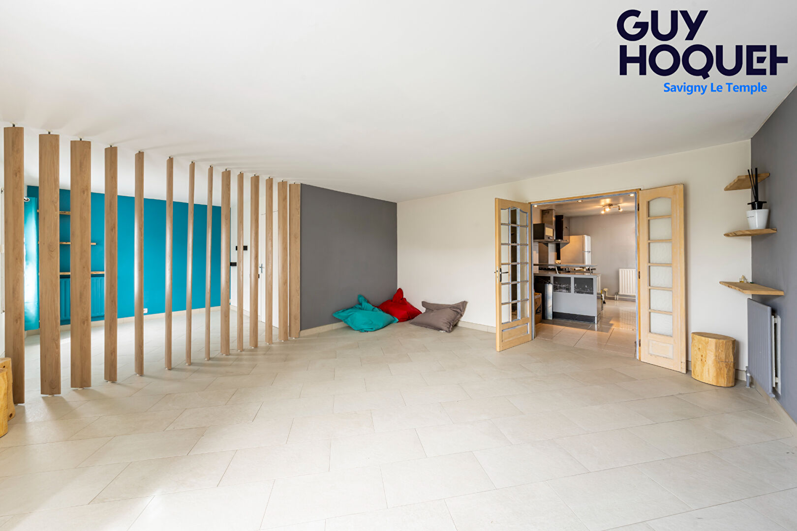 LOCATION d'un appartement de 4 pièces (81 m²) à SAVIGNY LE TEMPLE