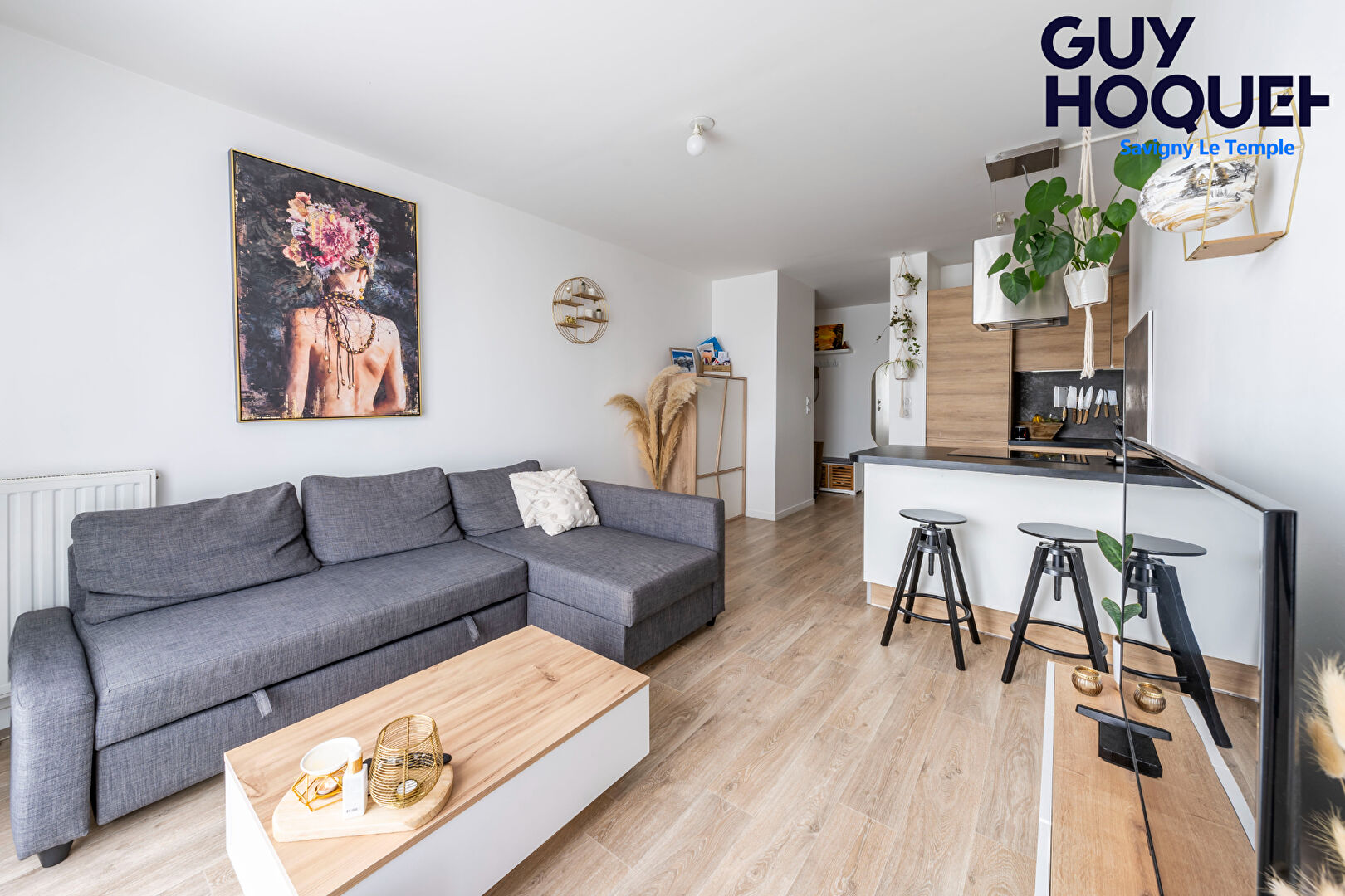 LOCATION d'un appartement F2 (44 m²) à SAVIGNY LE TEMPLE