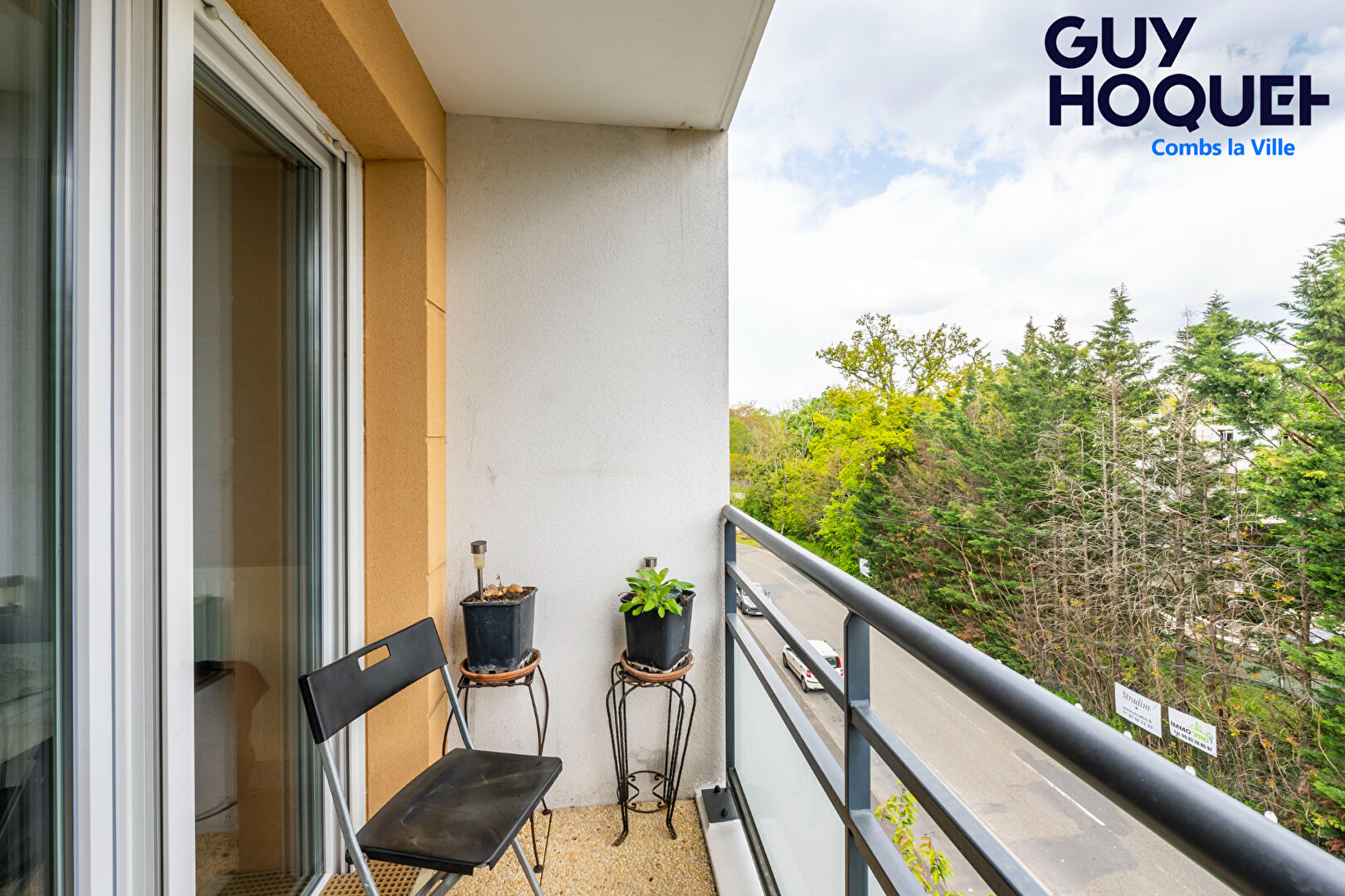 LOCATION d'un appartement T2 (43 m²) à DAMMARIE LES LYS