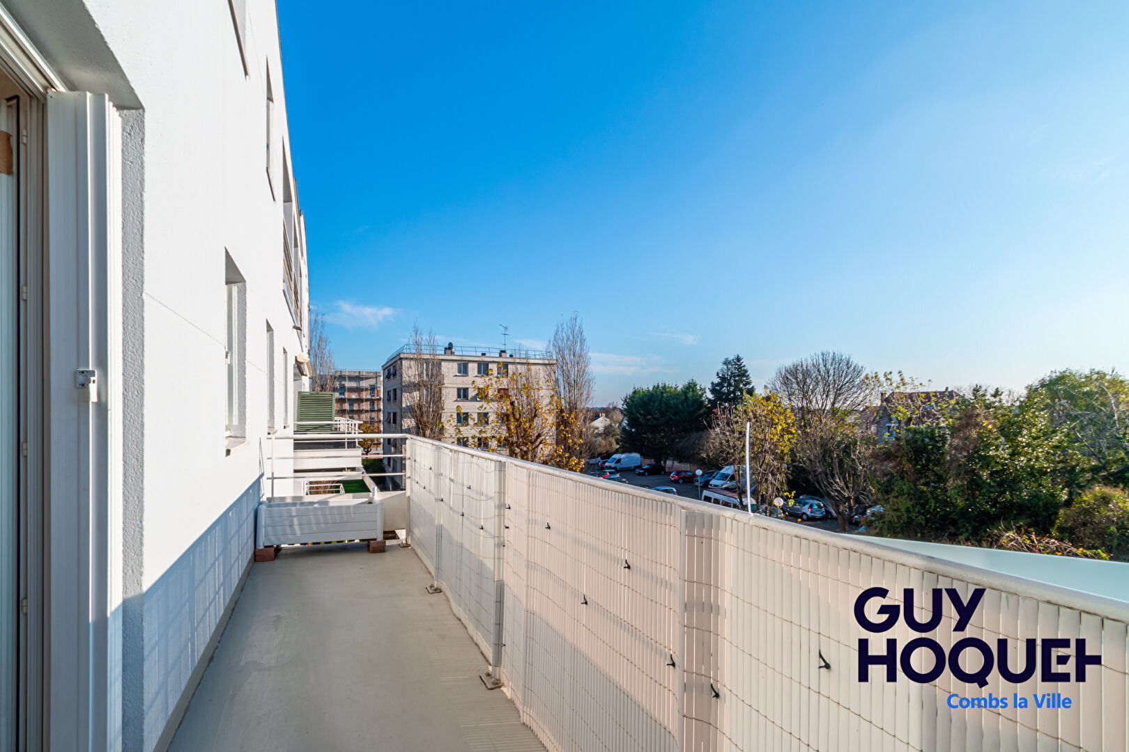 Appartement F3 en vente à COMBS LA VILLE _ Avec terrasse et BOX.