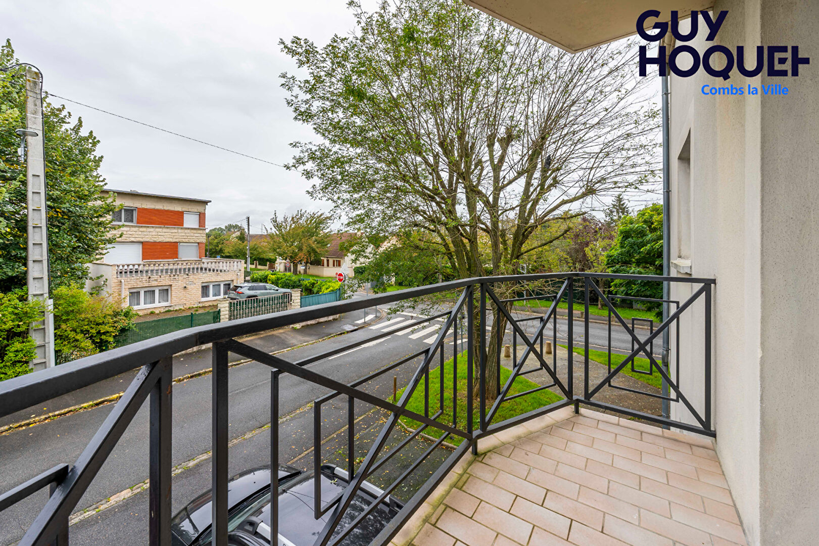 LOCATION : appartement 1 pièce (26 m²) à QUINCY SOUS SENART