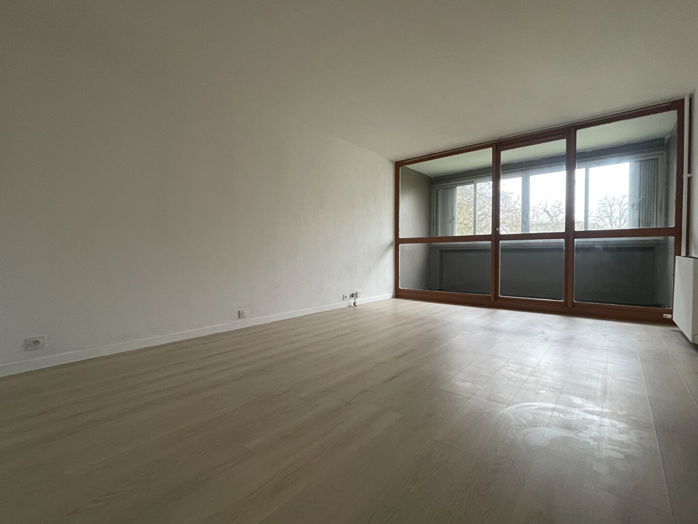 Appartement de 3 pièces (73 m²) à louer à SAVIGNY LE TEMPLE