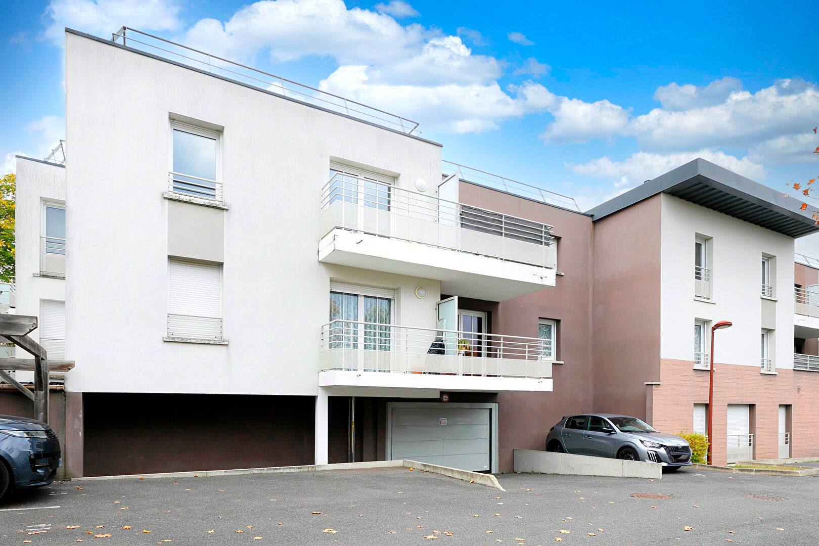 à Vendre -VERT SAINT DENIS : appartement T2 Loué!