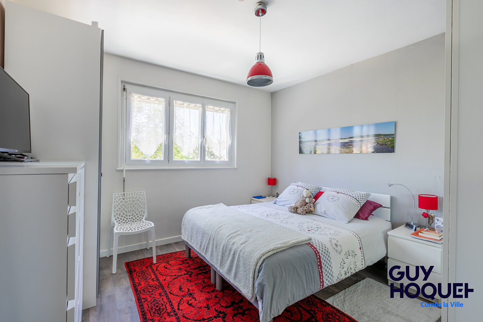 Maison à vendre à COMBS LA VILLE - 5 pièces, 3 chambres et 2 bureaux