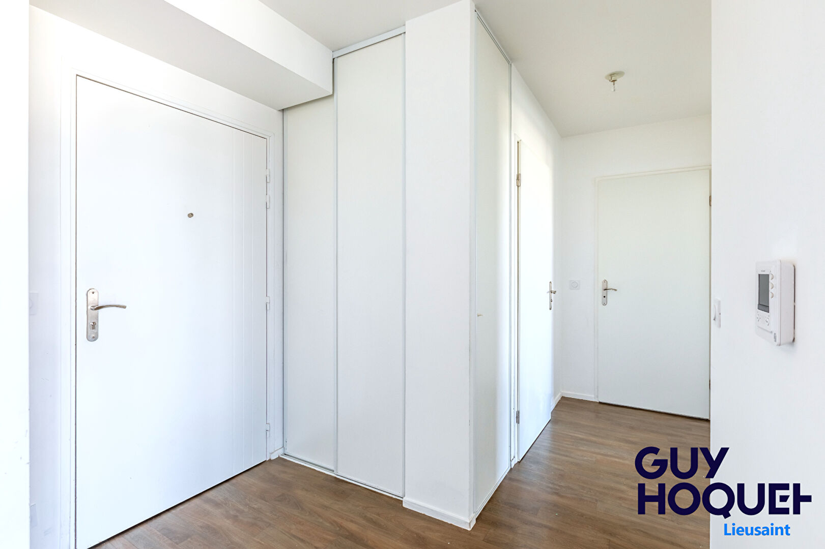 À vendre : Appartement 3 pièces à Saint Pierre du Perray - Exclusivité Guy Hoquet