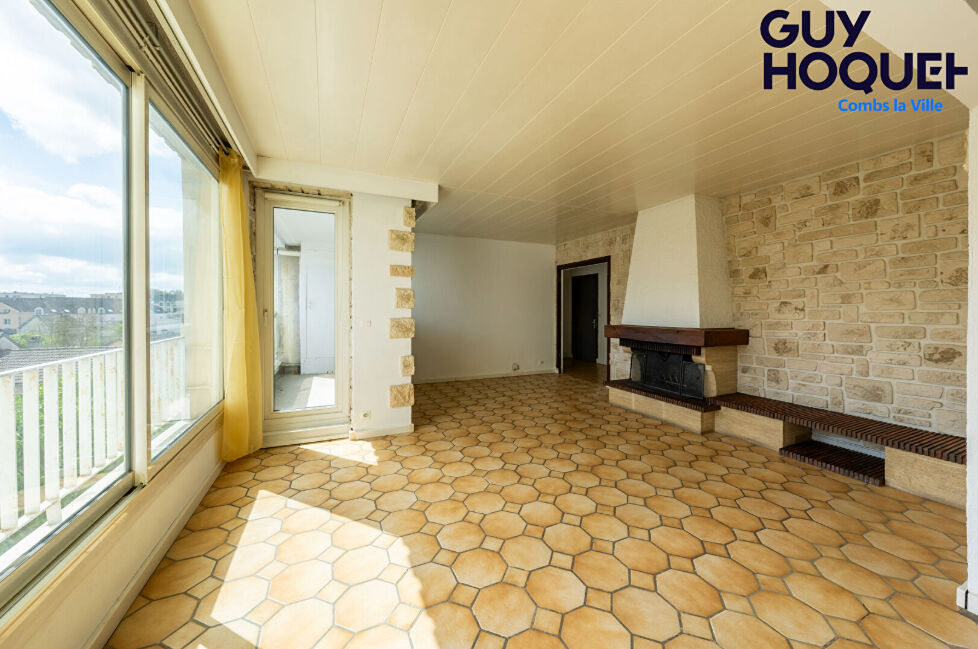 À louer : Appartement 4 pièces à COMBS LA VILLE - Exclusivité Guy Hoquet