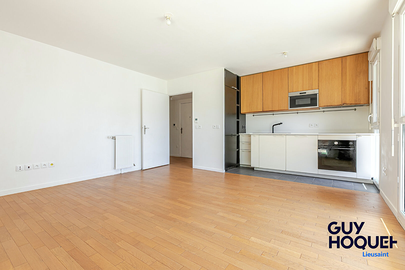 À vendre : Appartement 4 pièces à LIEUSAINT _  Terrasses / 4 stationnements.